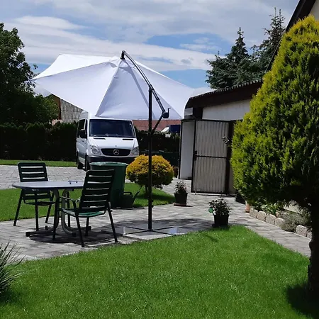 Апартаменты In Im Parterre Mit Garten By Interhome