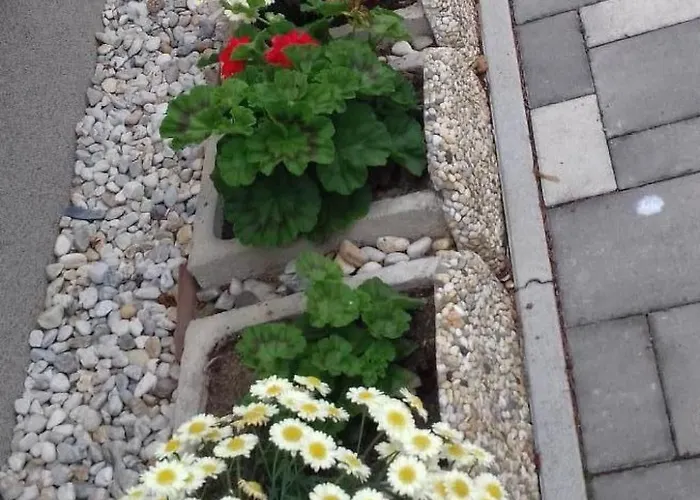 In Im Parterre Mit Garten By Interhome Bük