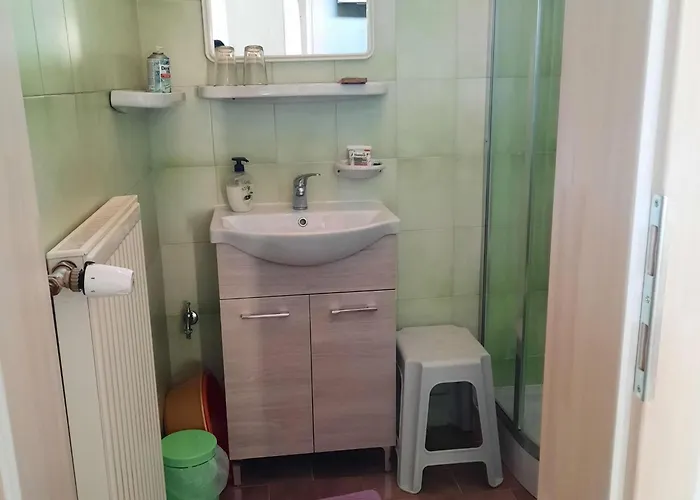 In Im Parterre Mit Garten By Interhome Апартаменты *